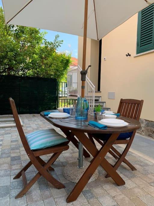 Enjoy Toscana ! Ливорно Экстерьер фото